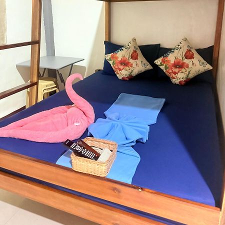 Lolo Bob'S Bed And Breakfast Эль-Нидо Экстерьер фото