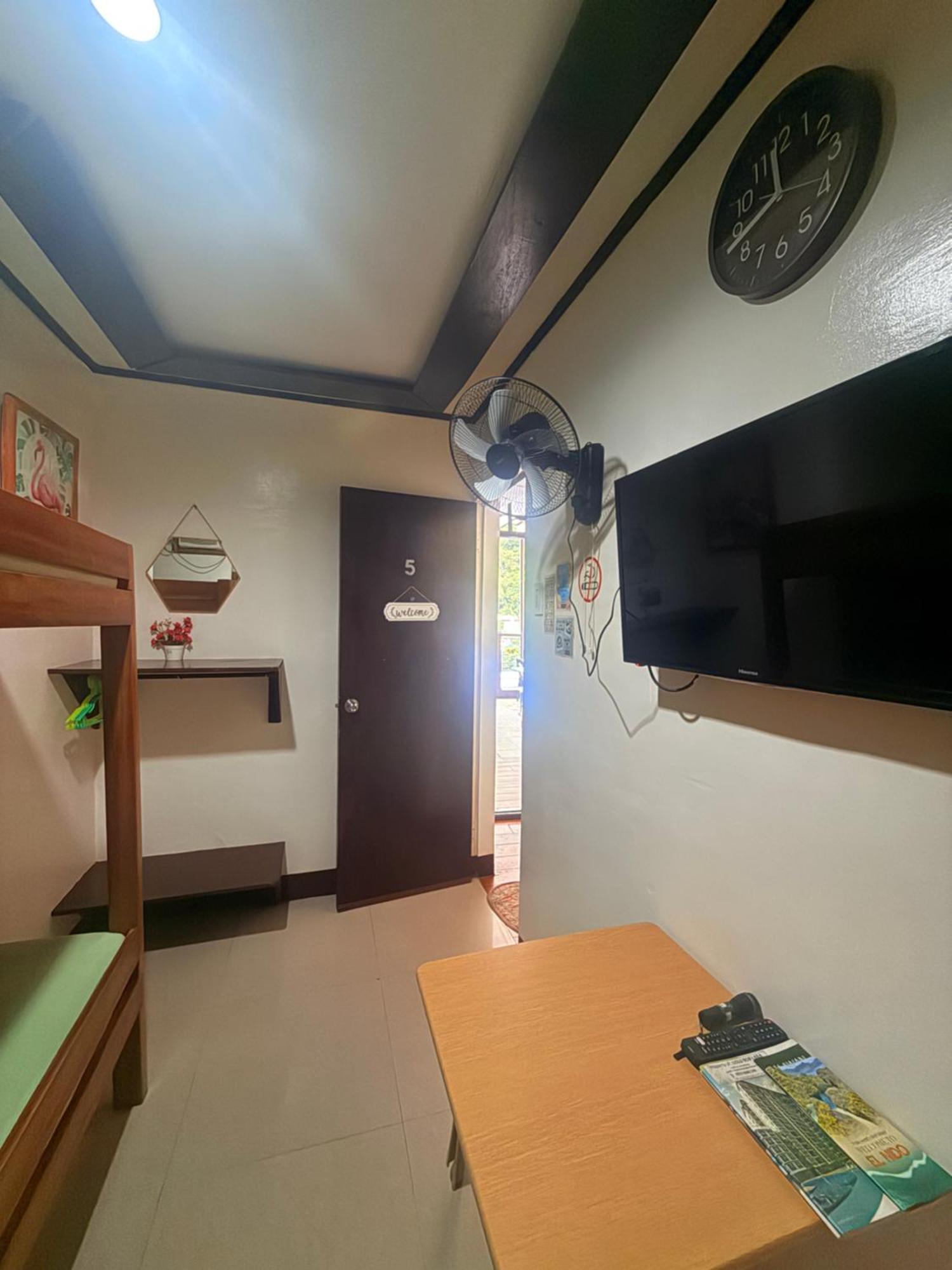 Lolo Bob'S Bed And Breakfast Эль-Нидо Экстерьер фото