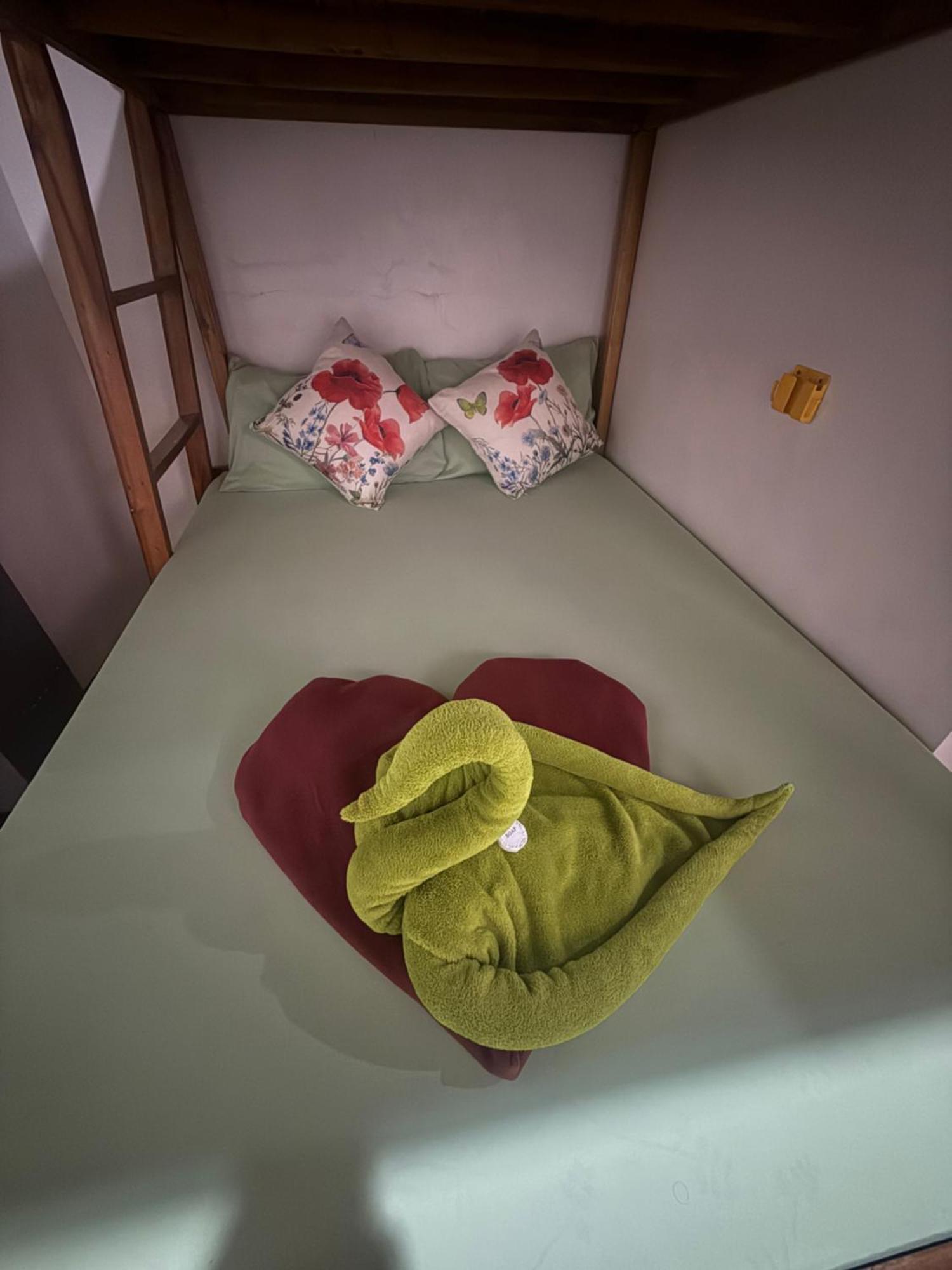 Lolo Bob'S Bed And Breakfast Эль-Нидо Экстерьер фото