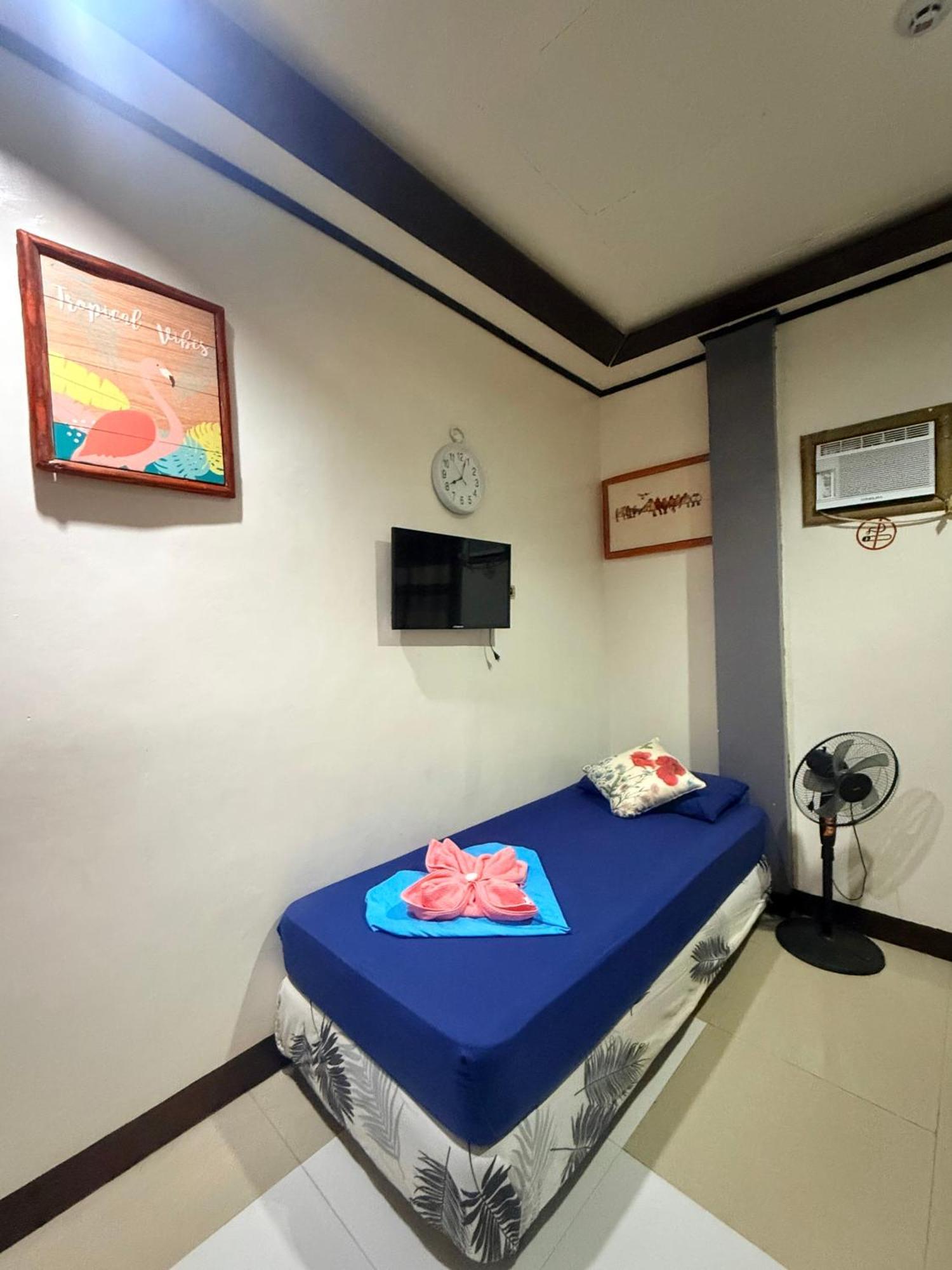 Lolo Bob'S Bed And Breakfast Эль-Нидо Экстерьер фото