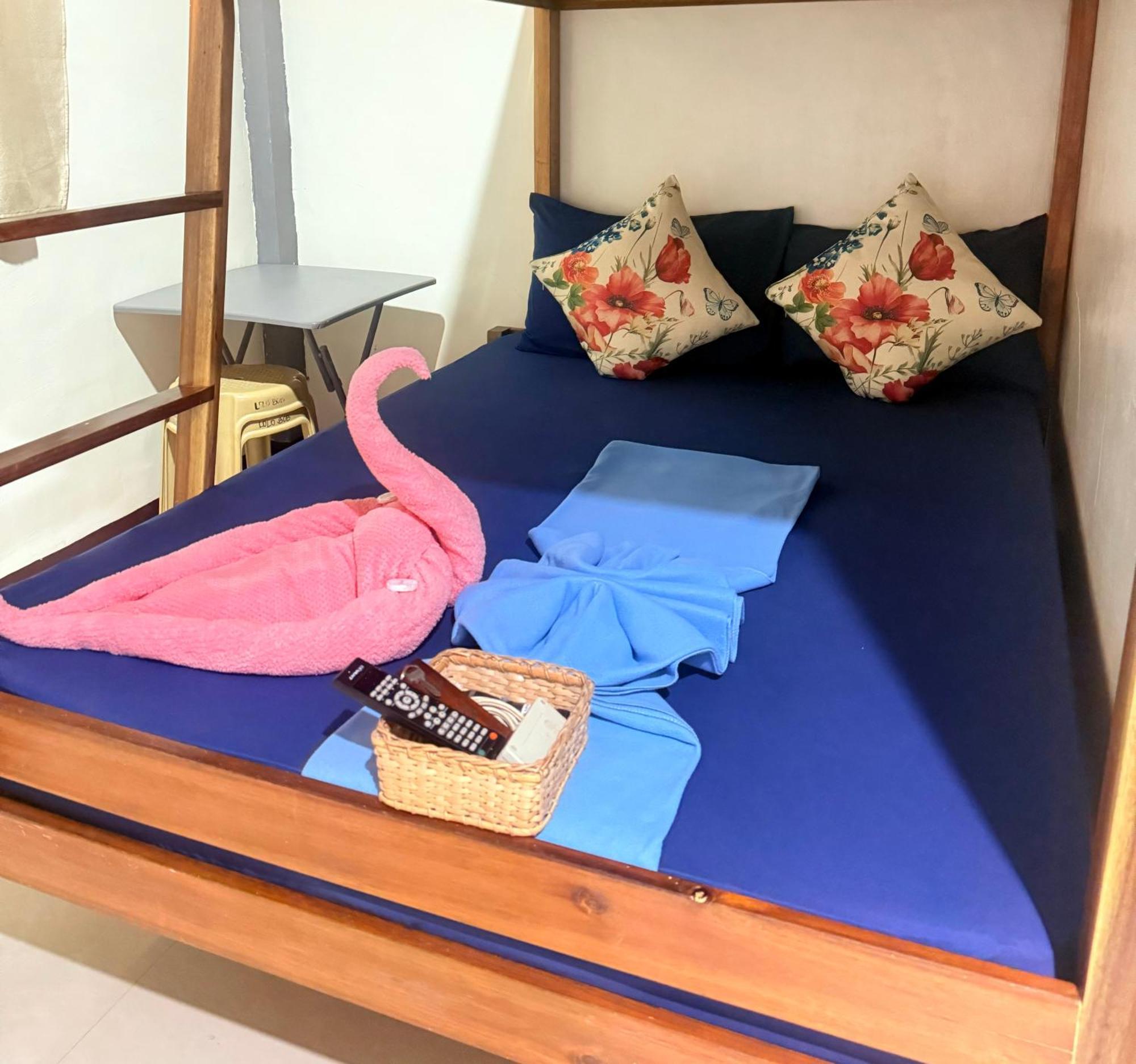 Lolo Bob'S Bed And Breakfast Эль-Нидо Экстерьер фото