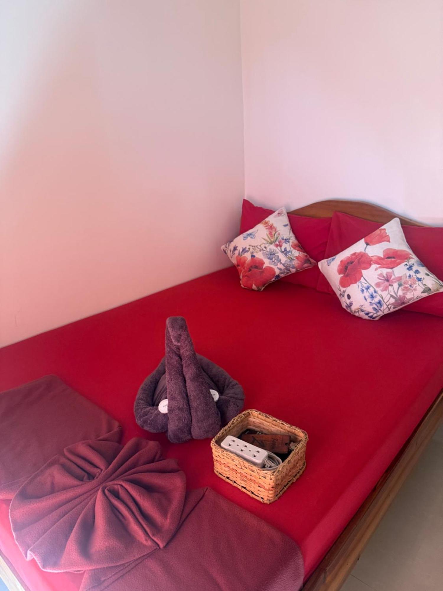 Lolo Bob'S Bed And Breakfast Эль-Нидо Экстерьер фото