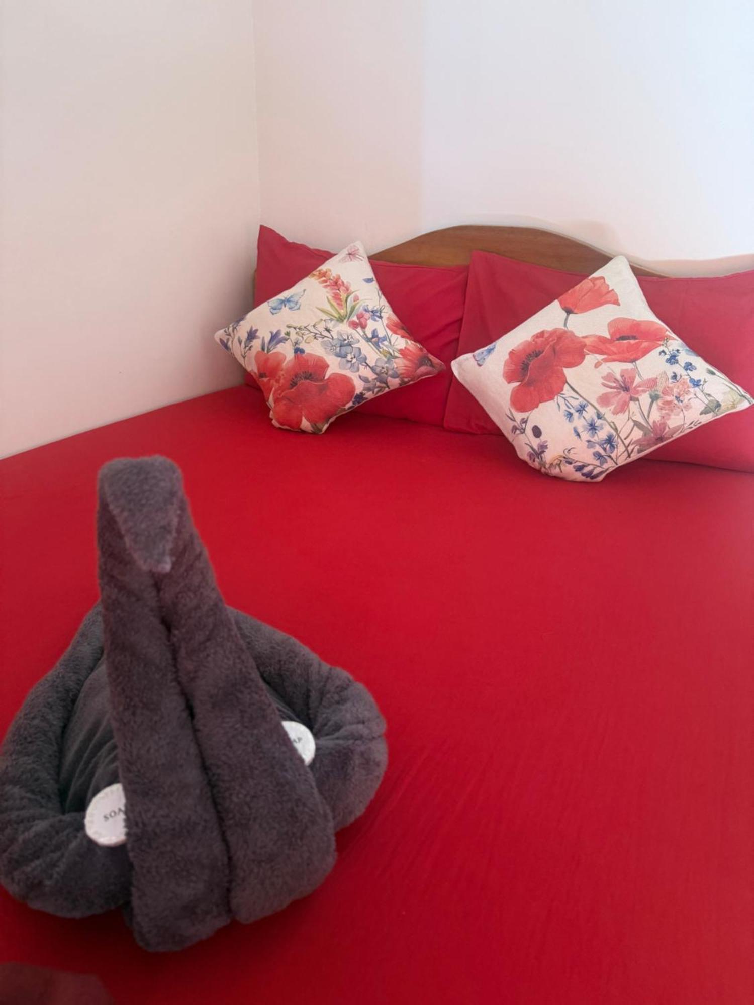 Lolo Bob'S Bed And Breakfast Эль-Нидо Экстерьер фото