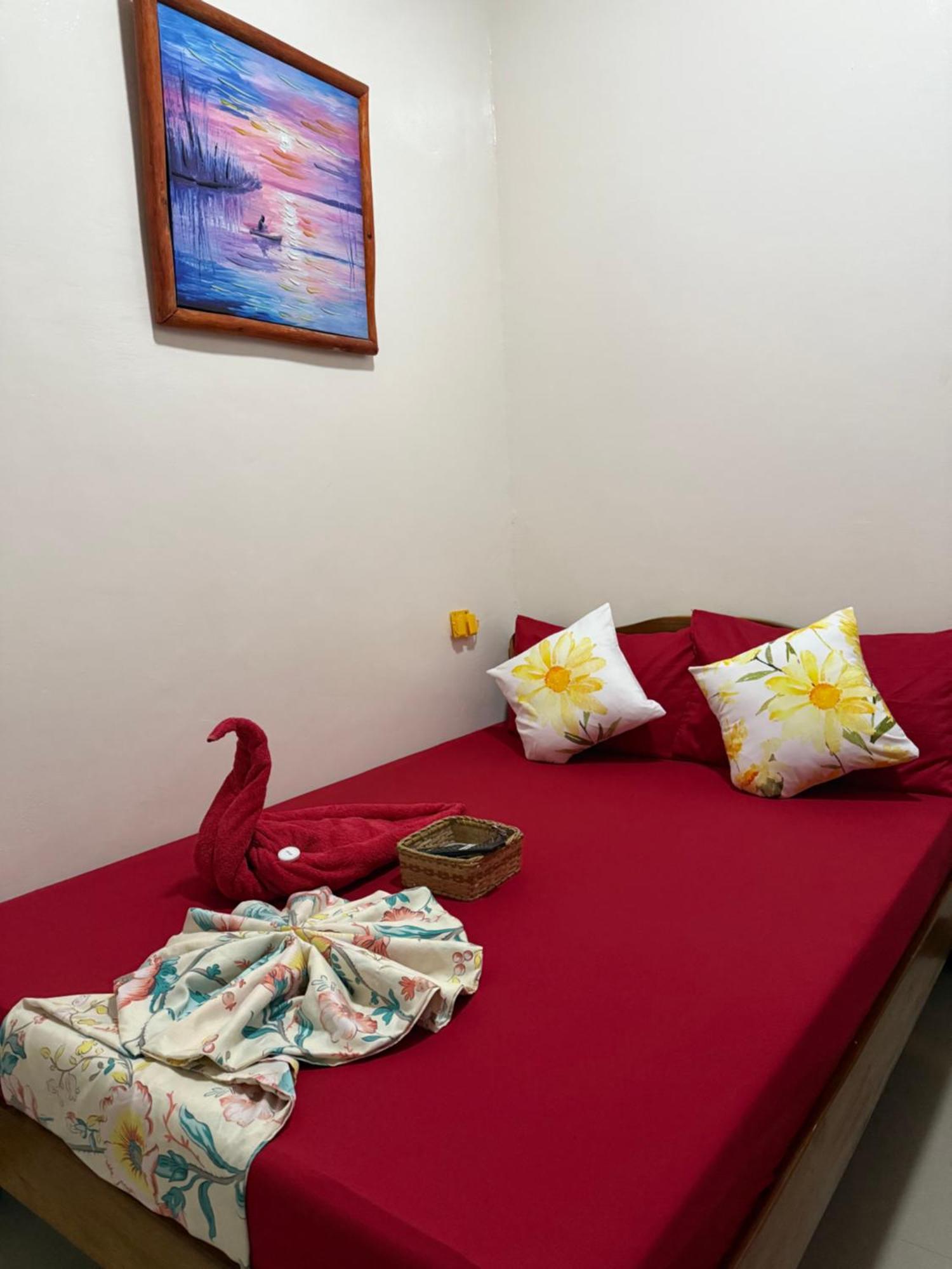 Lolo Bob'S Bed And Breakfast Эль-Нидо Экстерьер фото